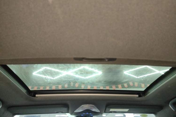 Used Toyota IZOA 2018 2.0L Yichi Edition China V Standard Headliner