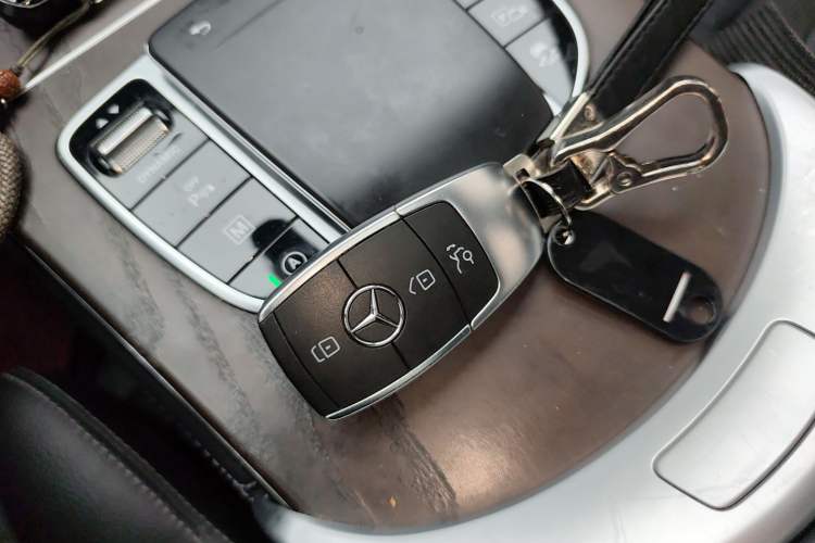 Used Mercedes-Benz GLC 2021 GLC 260 L 4MATIC Luxury Model Vehicle Key