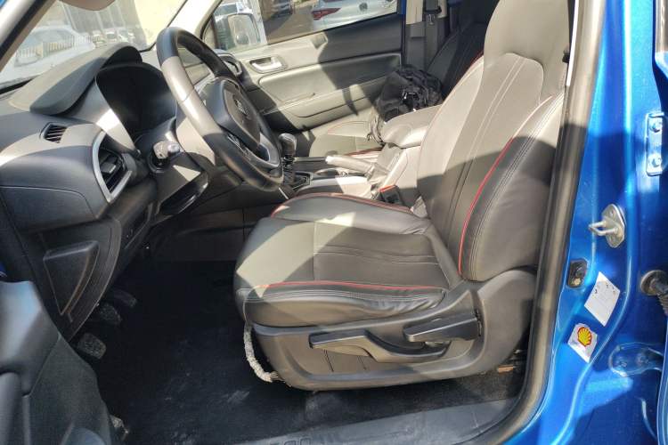 Used Foton Tunland Yutu 2020 2.0T Yutu 9 Diesel 4x4 Enjoyment Edition Long Wheelbase 4F20TC
