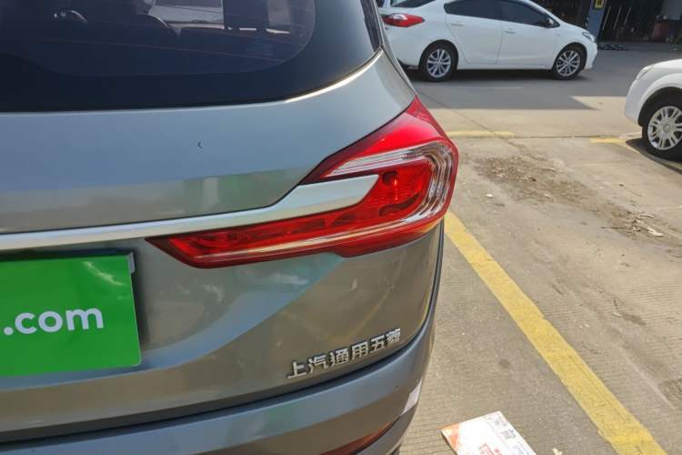 Used Baojun 310W 2017 1.5L Manual Comfort Version China V