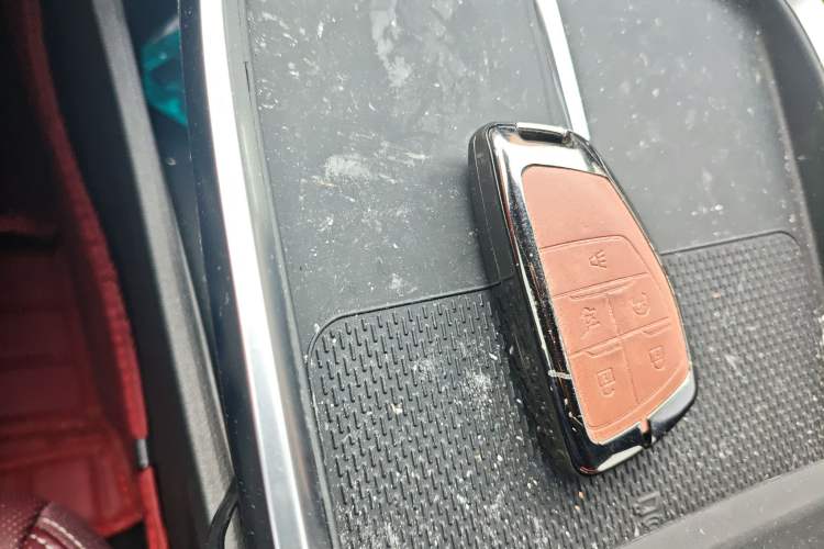 Used Buick LaCrosse 2025 28T Platinum Edition Vehicle Key