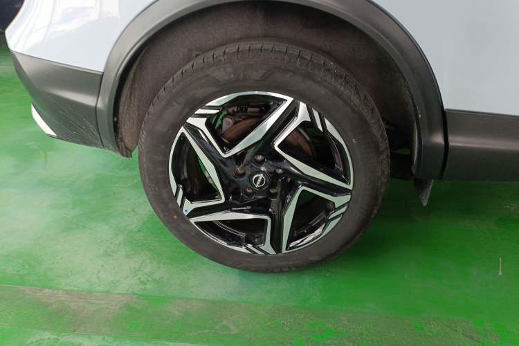 Used Nissan Qashqai 2025 Honor 2.0L CVT XV+ Leading Edition Right Rear Wheel Hub