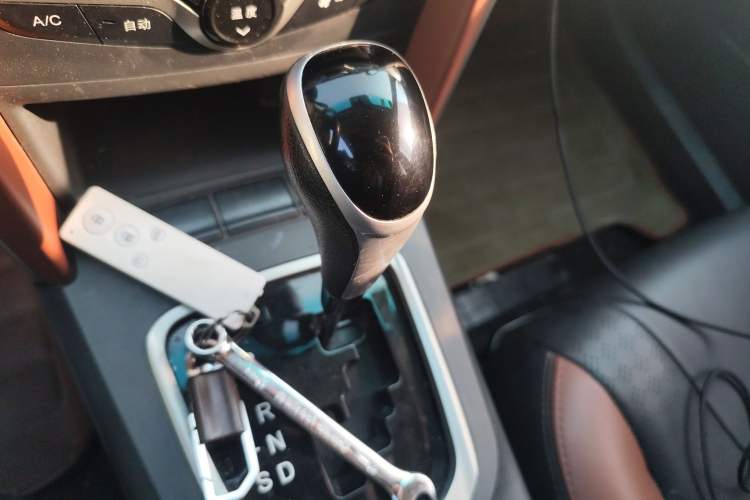 Used BYD G5 2014 1.5TID Automatic Prestige Model