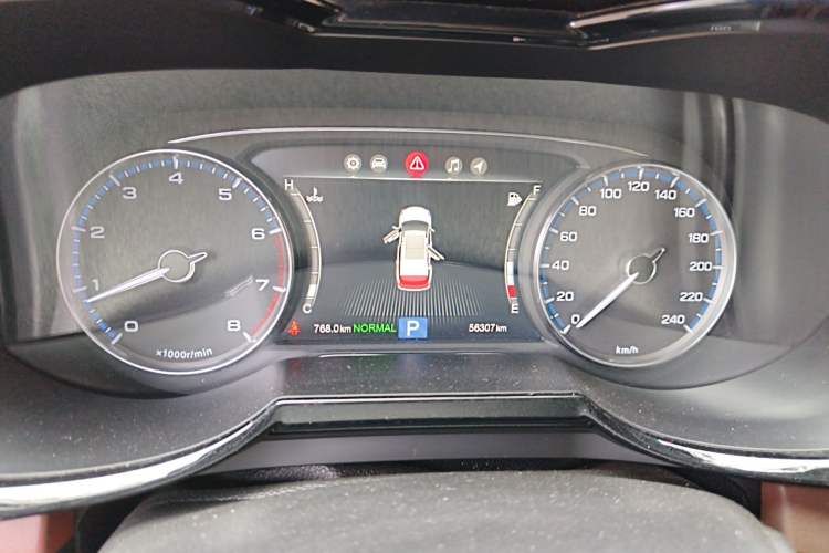 Used GAC Trumpchi GS8 2017 320T Two-Wheel Drive Luxury Smart Connectivity Version (7 Seats)
