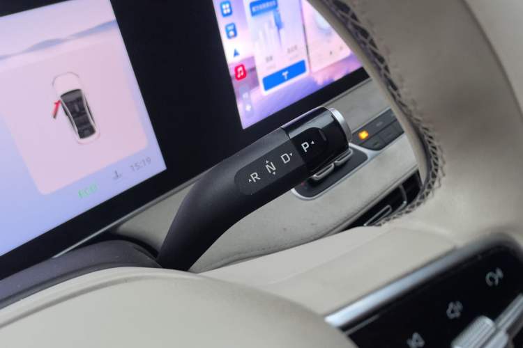 Used Roewe D7 2023 DMH 125km Flagship Edition