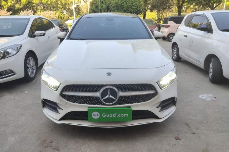 Used Mercedes-Benz A-Class 2021 A 200 L Sport Sedan Fashion Model
