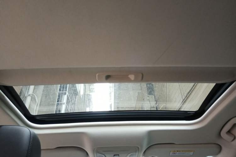 Used Hongqi H5 2022 Classic Model 1.5T DCT Flagship Edition Headliner