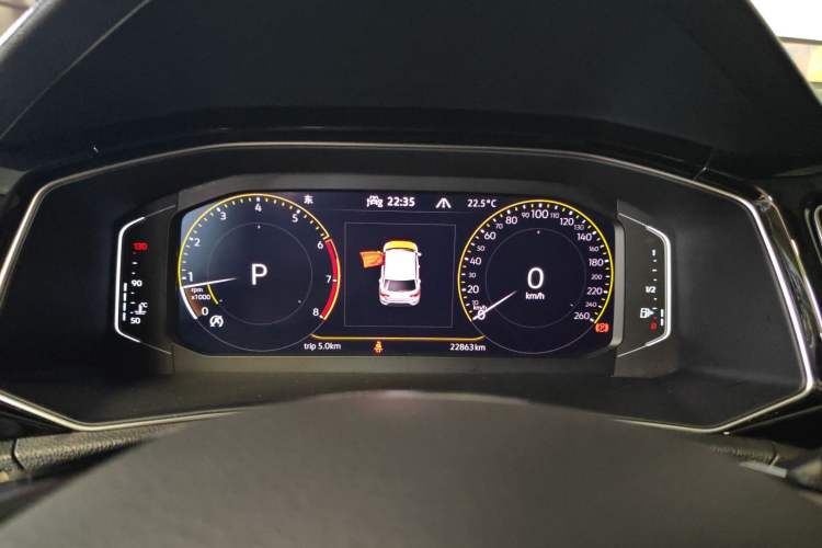 Used Volkswagen T-ROC 2021 280TSI DSG Two-Wheel Drive Comfort Connect Edition
