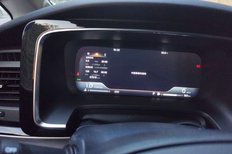 Used GAC Trumpchi M8 2021 Lingxiu Series 390T Deluxe Edition Odometer Close Up