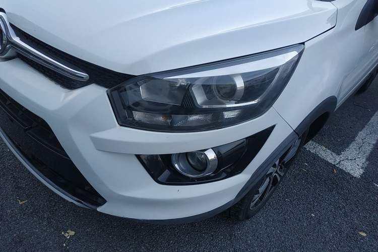 Used BAIC Senova X25 2017 1.5L Automatic Elite Navigation Edition
