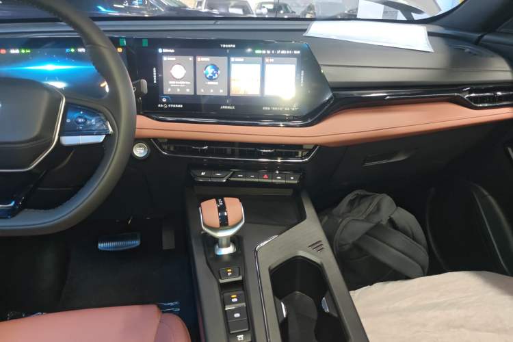 Used CHANGAN X5 PLUS 2026 Model, Second Generation, 1.5T Transcendence PRO