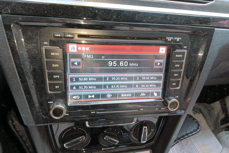 Used Volkswagen C-TREK 2017 230TSI DSG Comfort Version