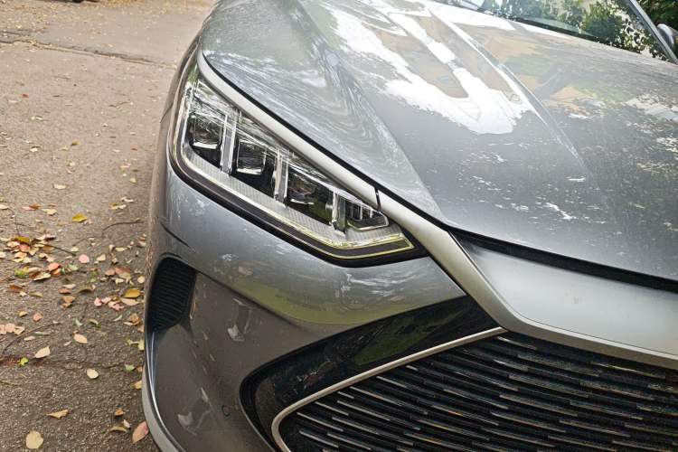 Used BYD Song PLUS New Energy 2021 DM-i 110KM Flagship Model Right Front Headlight