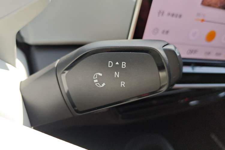 Used Volkswagen ID.3 2025 Smart Edition Ultra-Intelligent Oxygen Version Gear Lever