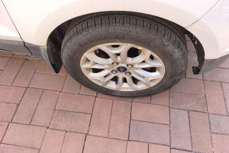 Used Ford EcoSport 2013 1.0L GTDi Manual Luxury Model
