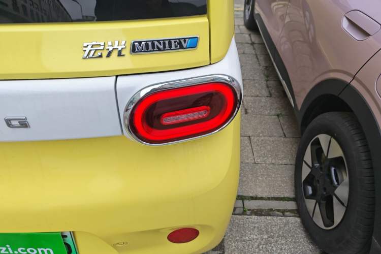 Used Wuling Hongguang MINIEV 2024 3rd Generation 215km Advanced Version