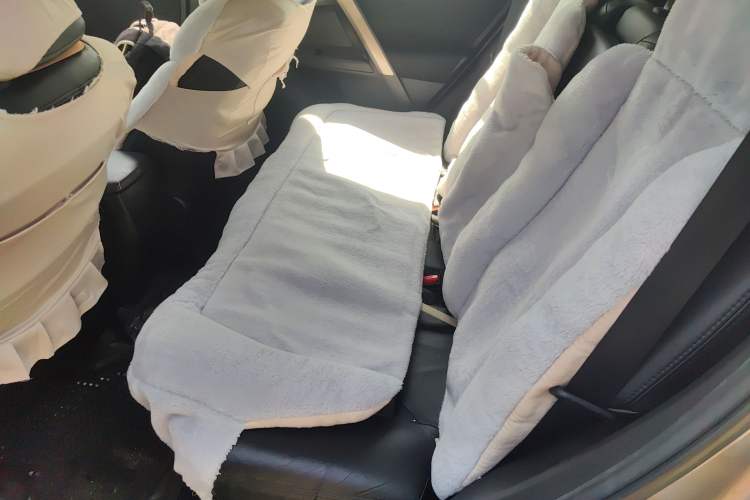 Used Toyota RAV4 2013 2.0L CVT Four-Wheel Drive Fashion Edition
