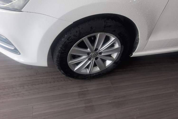 Used Volkswagen Polo 2014 1.6L Manual Comfort Edition