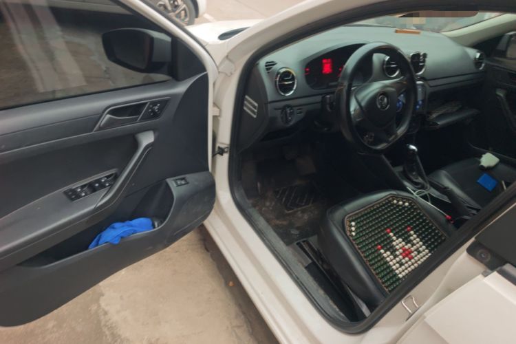 Used Volkswagen Jetta 2017 1.5L Automatic Fashion Model Driver Seat