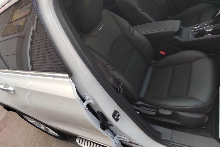 Used Cadillac XT4 2021 28T Two-Wheel Drive Tech Edition
