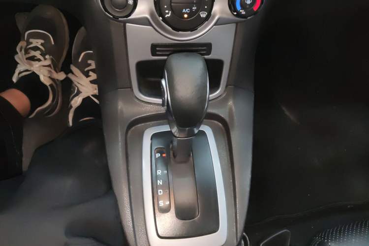 Used Ford Fiesta 2013 Hatchback 1.5L Automatic Fashion Edition