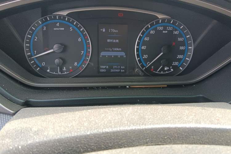 Used Haima M6 2017 1.6L Manual Comfort Model Odometer Close Up