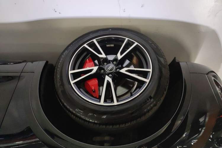 Used Audi Q5L 2025 quattro 45th Anniversary Edition 40 TFSI Sporty and Dynamic Model
