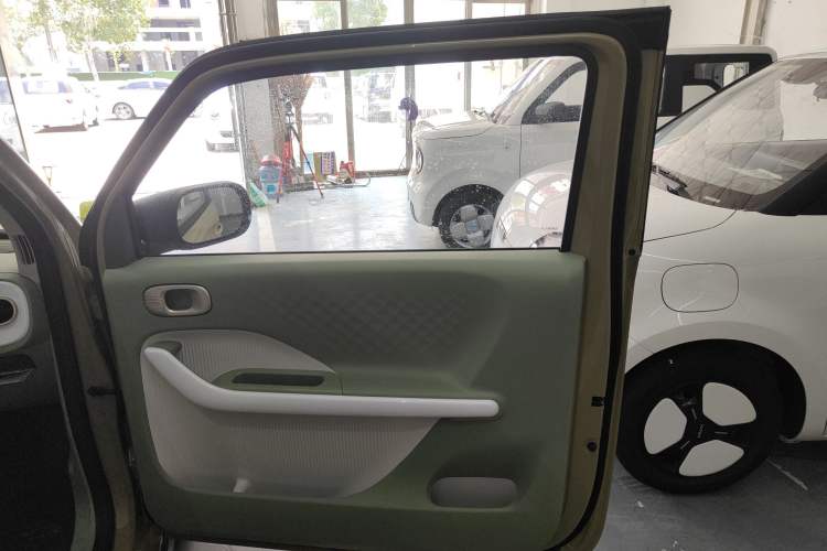 Used Geely Auto Panda 2025 210km Panda Rider
