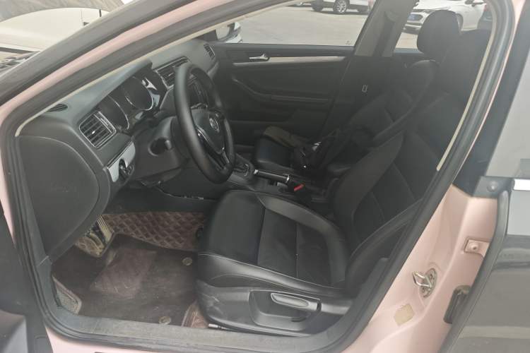 Used Volkswagen Sagitar 2017 1.6L Automatic Comfort Model