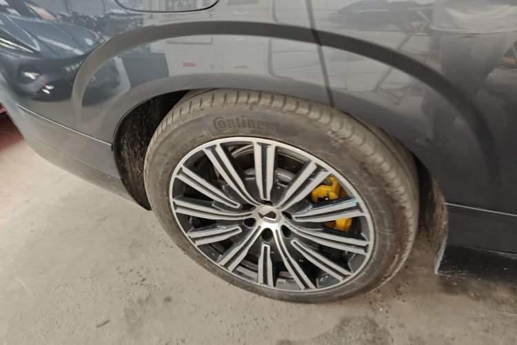 Used Denza N9 2025 Prestige Version
