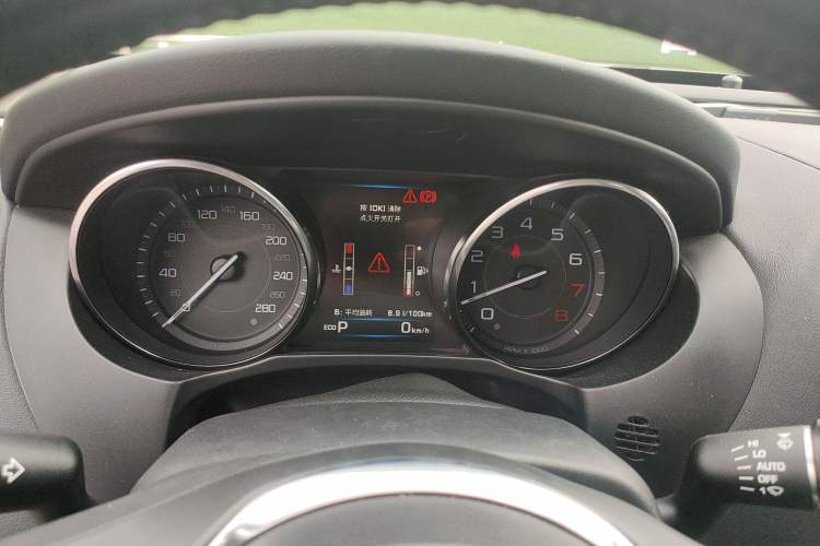 Used Jaguar XE 2015 2.0T 200 PS R-Sport