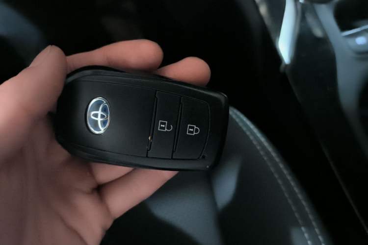 Used Toyota FRONTLANDER 2023 2.0L Smart Electric Hybrid Dual-Engine Luxury Edition