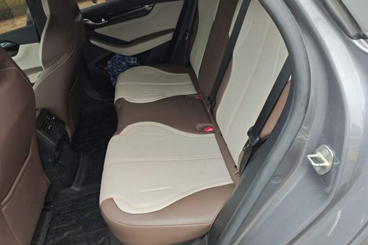 Used BYD Qin PLUS 2024 HONOR Edition DM-i 55KM Leading Model
