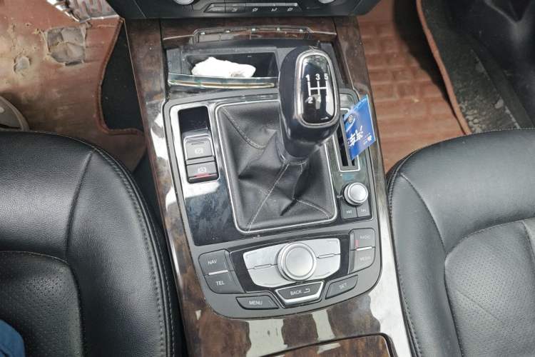 Used Zotye Z700 2016 1.8T Manual Luxury Model
