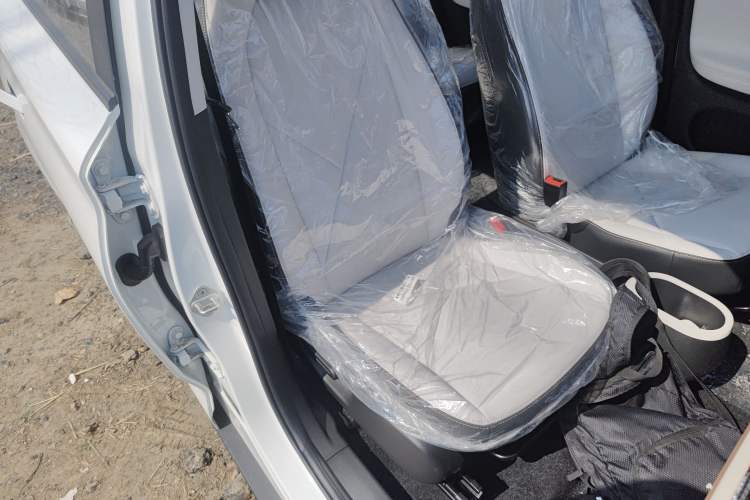 Used Chery QQ Domi 2025 Model 305km Comfort Edition