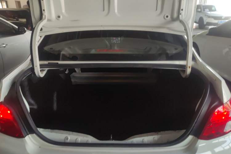 Used Peugeot 301 2016 1.6L Automatic Comfort Edition
