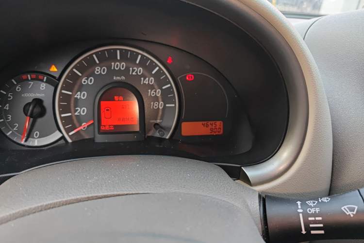 Used Nissan March 2010 1.5L Manual E-Xuan Edition Odometer Close Up