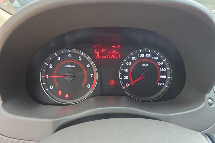 Used Hyundai Verna (older generation) 2010 Sedan 1.4L Automatic Fashionable GT Model
