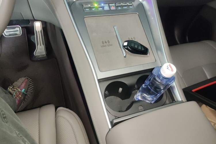 Used Denza N9 2025 Prestige Version