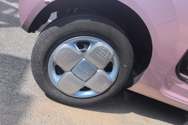 Used Geely Galaxy Panda 2024 Panda Mini 200km Endurance Bear Right Rear Wheel Hub