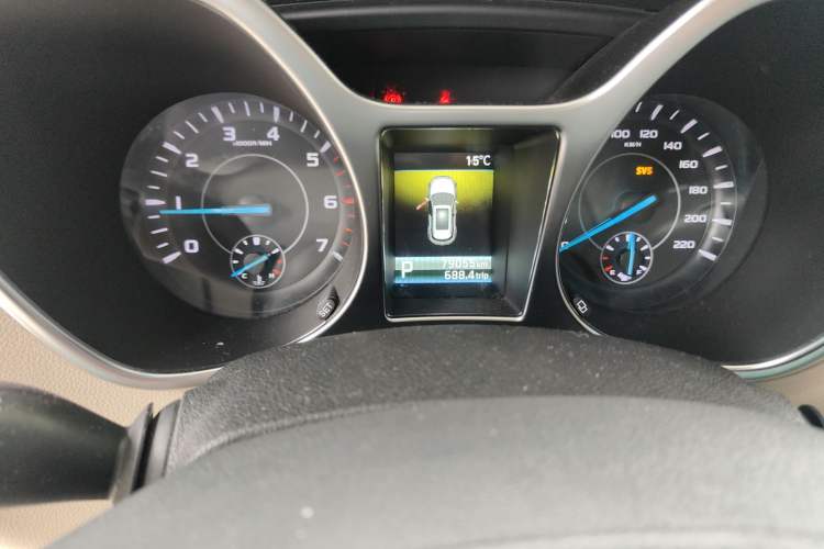 Used JMC Yusheng S330 2016 1.5L GTDi Automatic Two-Wheel Drive Flagship Edition