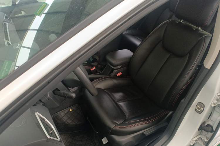 Used Peugeot 308 2014 Enjoy Edition Classic 1.6L Manual YouShang Model
