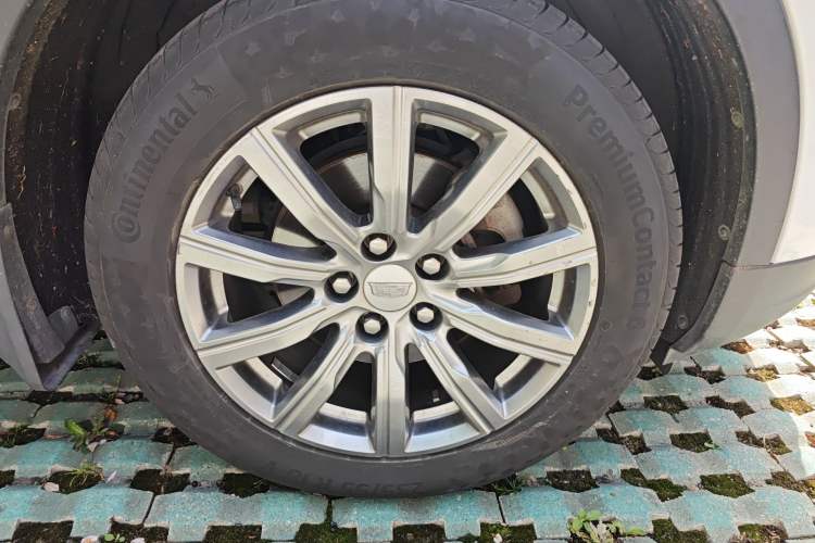 Used Cadillac XT4 2018 28T Two-Wheel Drive Leading Version