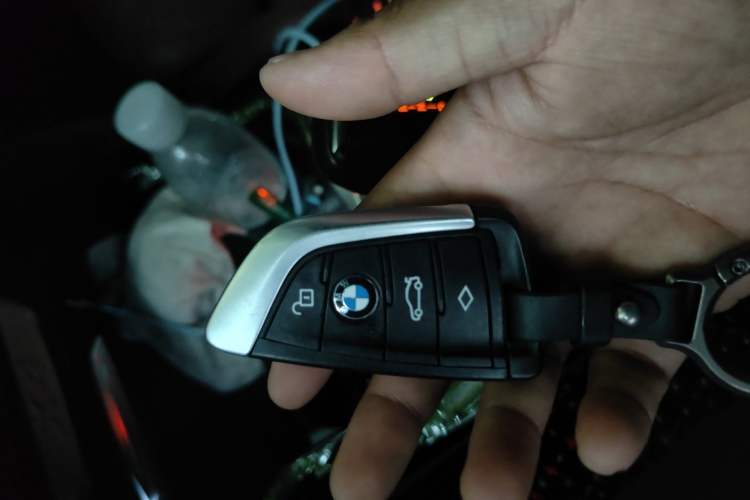 Used BMW X4 2019 xDrive25i M Sport Package Vehicle Key