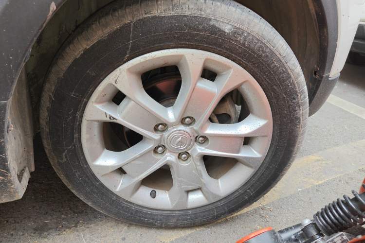 Used CHANGAN CS15 2016 1.5L Manual Fashion Edition
