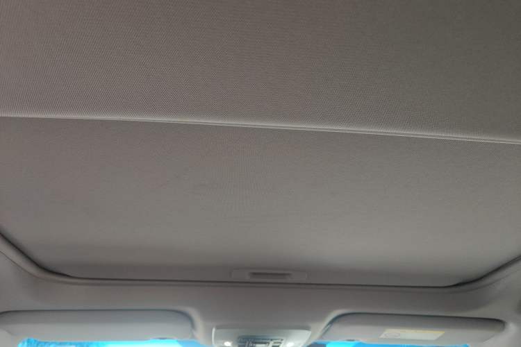 Used Toyota Camry 2023 2.0G Luxury Edition
