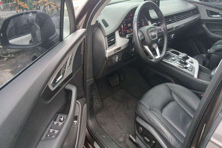 Used Audi Q7 2018 45 TFSI Technology Edition