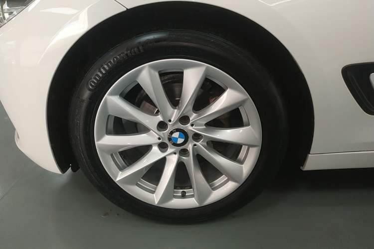 Used BMW 3 Series GT 2019 320i Sport Edition

