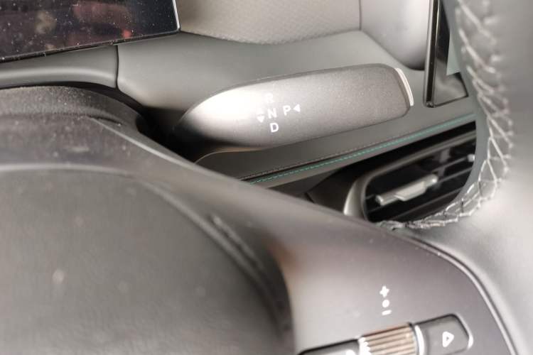 Used BYD Qin PLUS  Gear Lever