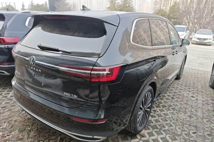 Used Volkswagen Viloran 2024 380TSI Premium Edition Rear Right 45 Deg